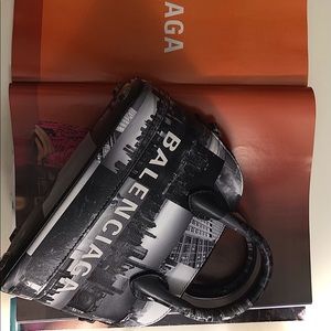 Balenciaga Ville New York Skyline Bag